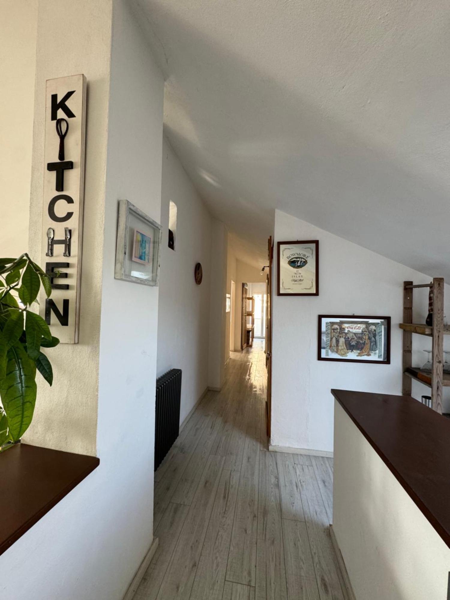 Mansarda Vista Mare A Zinola Apartment Savona Bagian luar foto