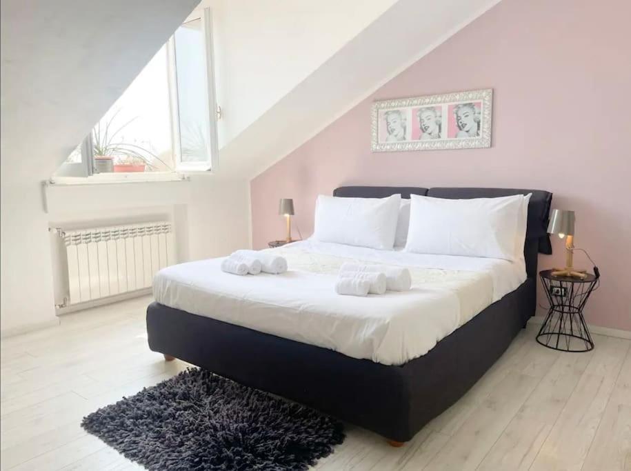 Mansarda Vista Mare A Zinola Apartment Savona Bagian luar foto